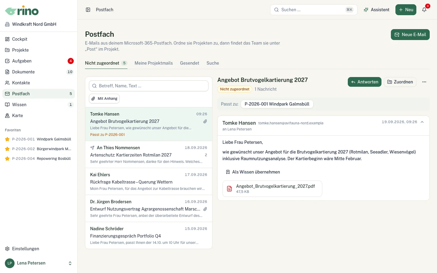 Postfach mit nicht zugeordneten Verläufen, geöffneter E-Mail und Projektvorschlag